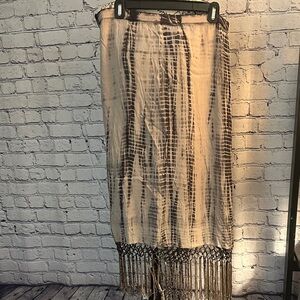 Chicos Elegant Beige and Black Fringe Skirt